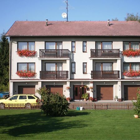 Apartman Orlik Nad Vltavou Exteriér fotografie