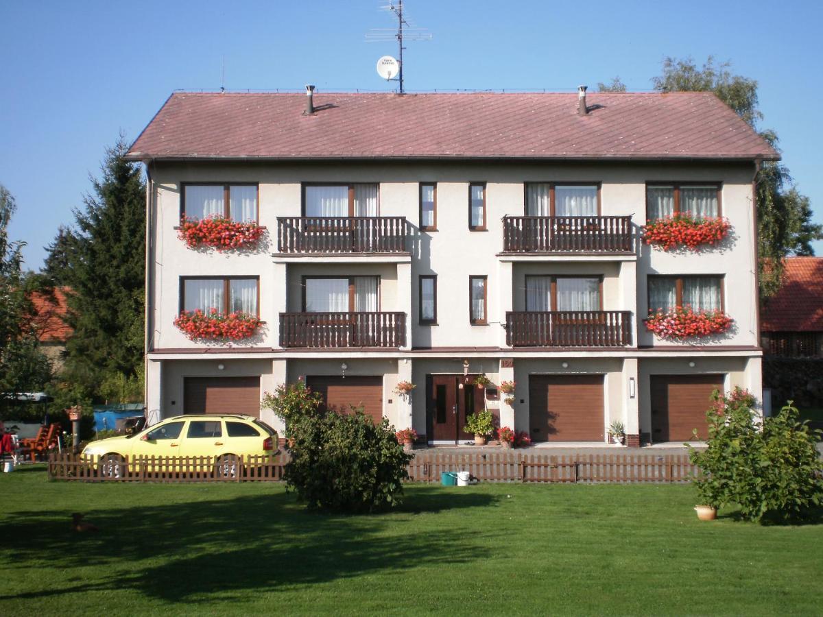 Apartman Orlik Nad Vltavou Exteriér fotografie